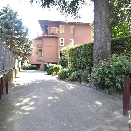 Quaint Holiday At With Lake View Holiday home Baveno