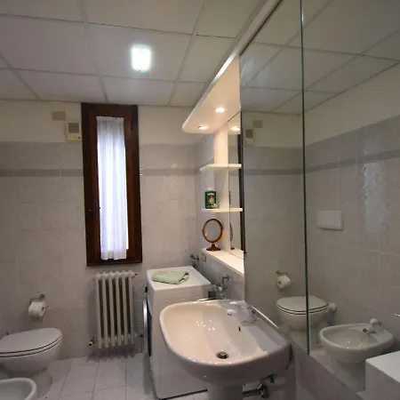 Quaint Holiday At With Lake View Holiday home