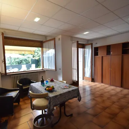 Quaint Holiday At With Lake View * Baveno